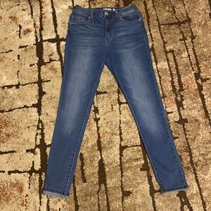 Denim blue skinny jeans